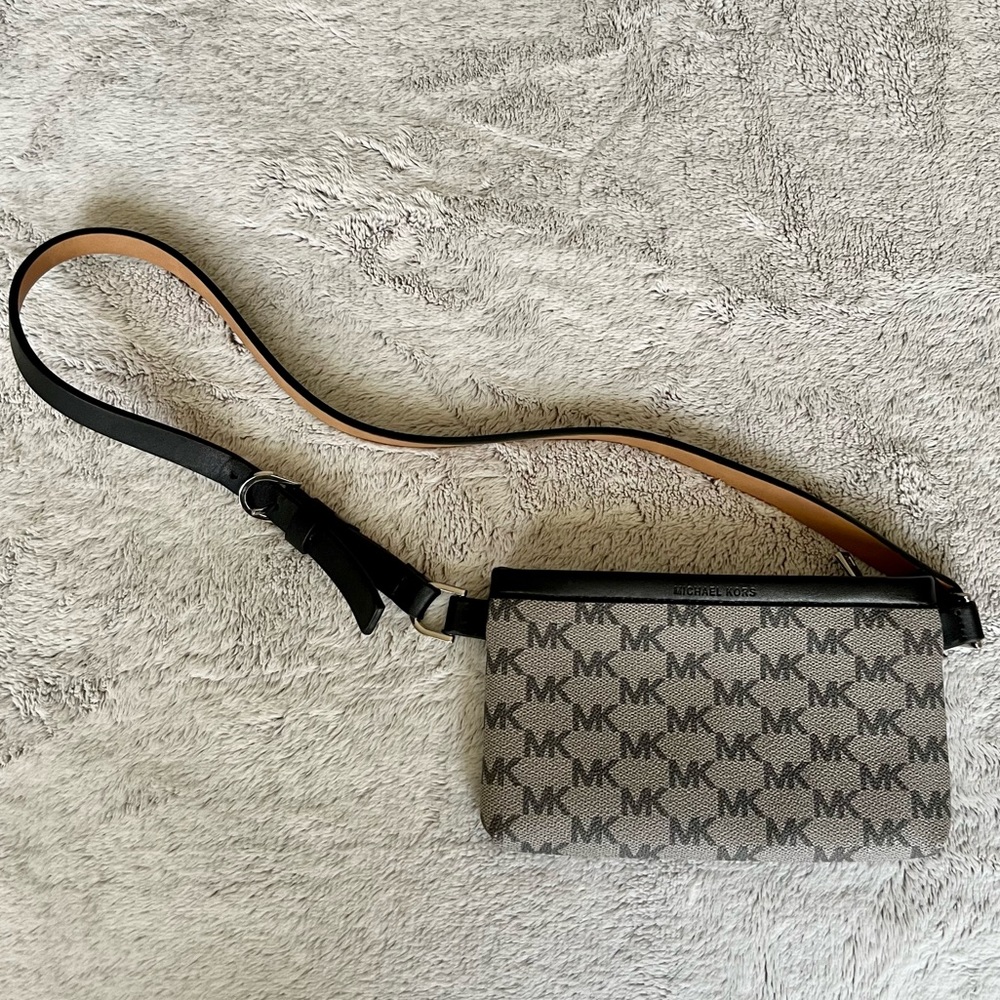 Michael Kors Belt Bag